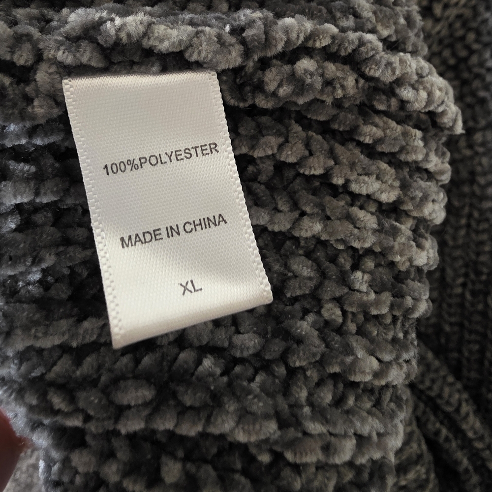 Koolaburra by UGG thick grey chenille oversized pocket front cardigan sweater - Picture 8 of 9